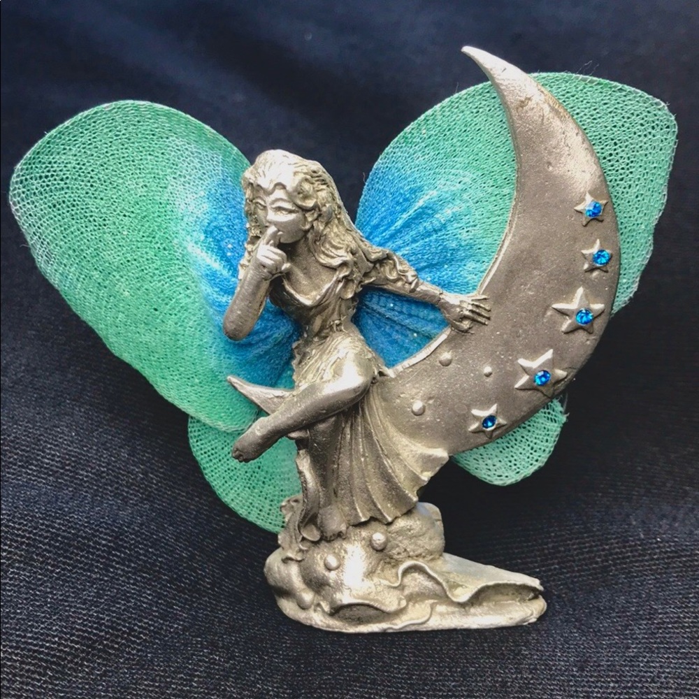 Silver Sleep Fairy with Nylon Wings Figurine